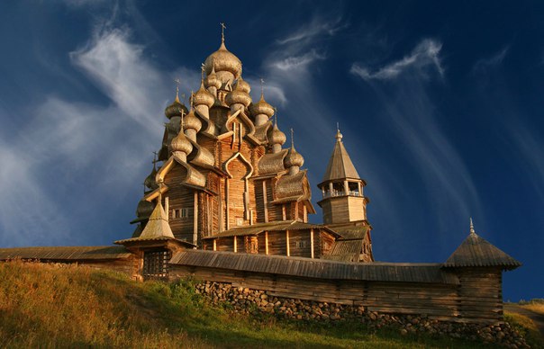 Храм в Кижах