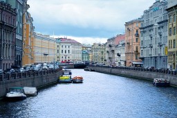 Купить квартиру в Санкт-Петербурге